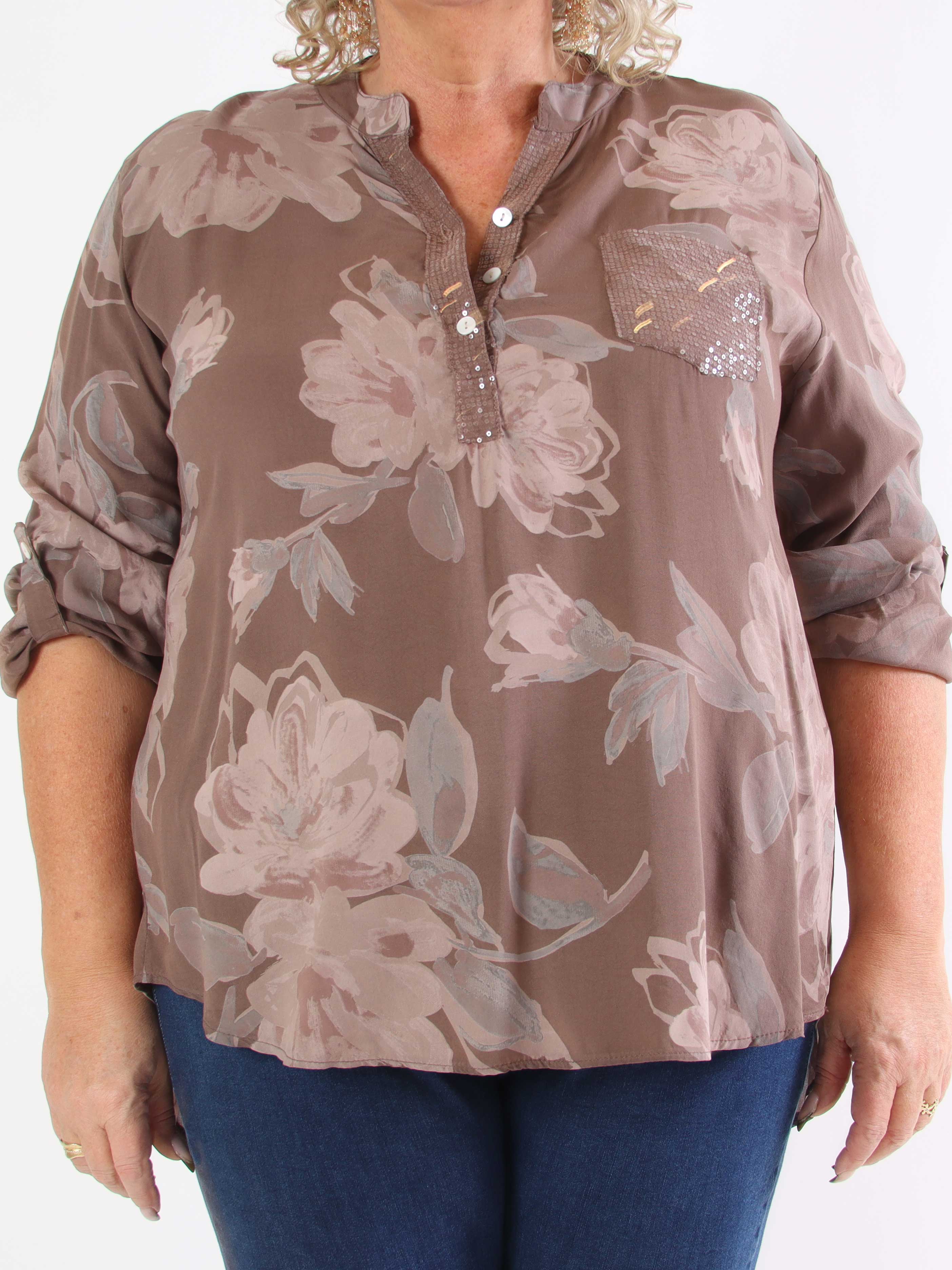 Ella - Sød plus size tunika i viskose med blomster motiver